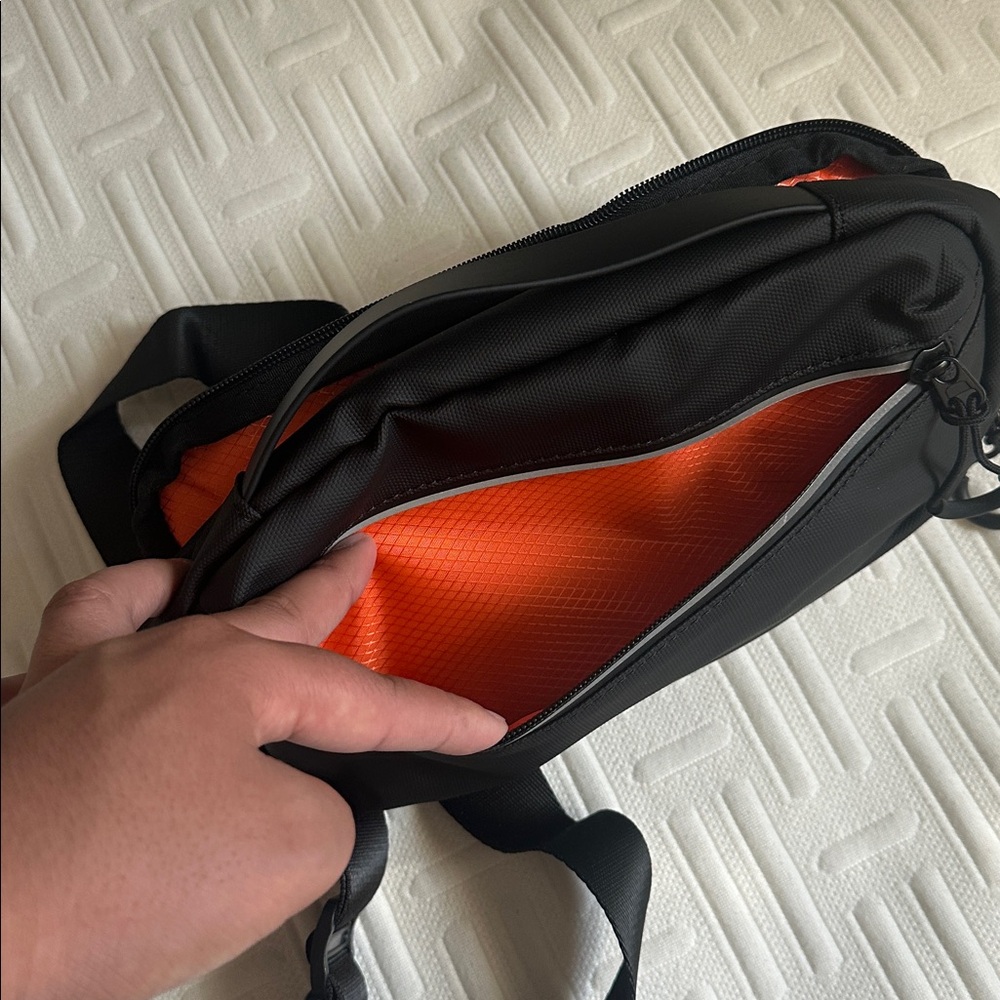Fanny Pack - Picture 4 of 6